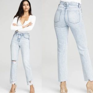 Good American NWT Good Classic Straight, Blue539, Distressed Light Wash Denim